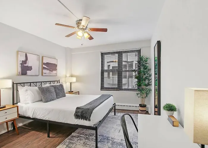 1Br Bright And Airy Apt In Hyde Park - Hyde Park 109 And 209 Rep
